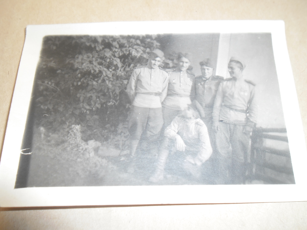 Խմբանկար՝ Բաբկեն  Համազասպի Ազարյանի (Հայրենական պատերազմի մասնակից)