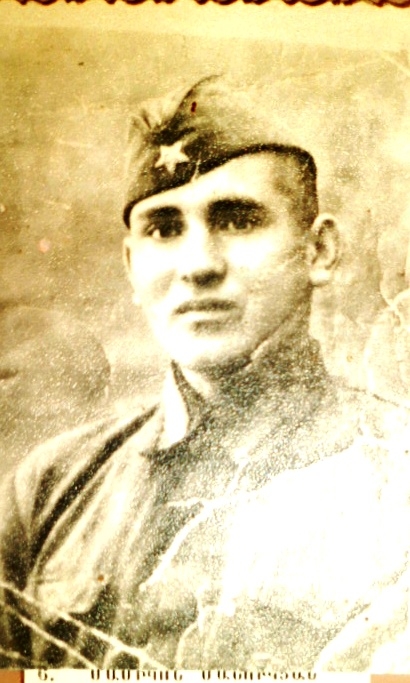 Մամիկոն Մանուկյան (626-րդ հրաձգային գնդի զոհված մարտիկ) 