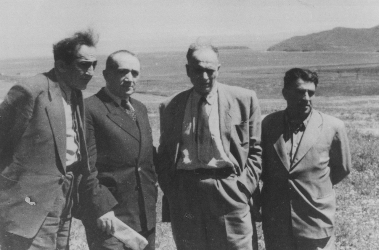 Ձախից աջ՝ Սամվել Սաֆարյանը, Միքայել Մազմանյանը, Կարո Հալաբյանը, Վարազդատ Հարությունյանը 