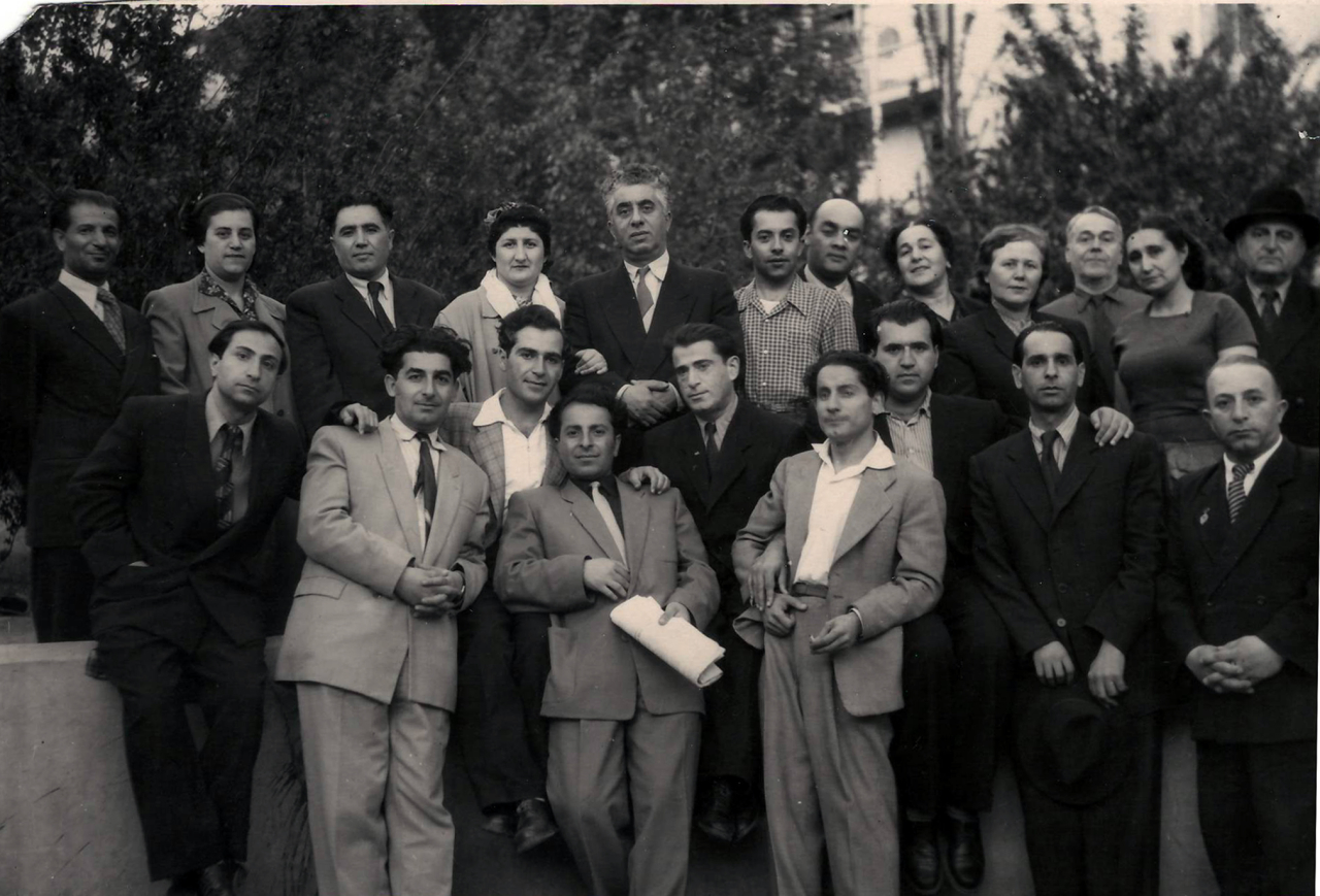 Լուսանկար. Ա. Խաչատրյանը հայ կոմպոզիտորների և երաժշտագետների հետ