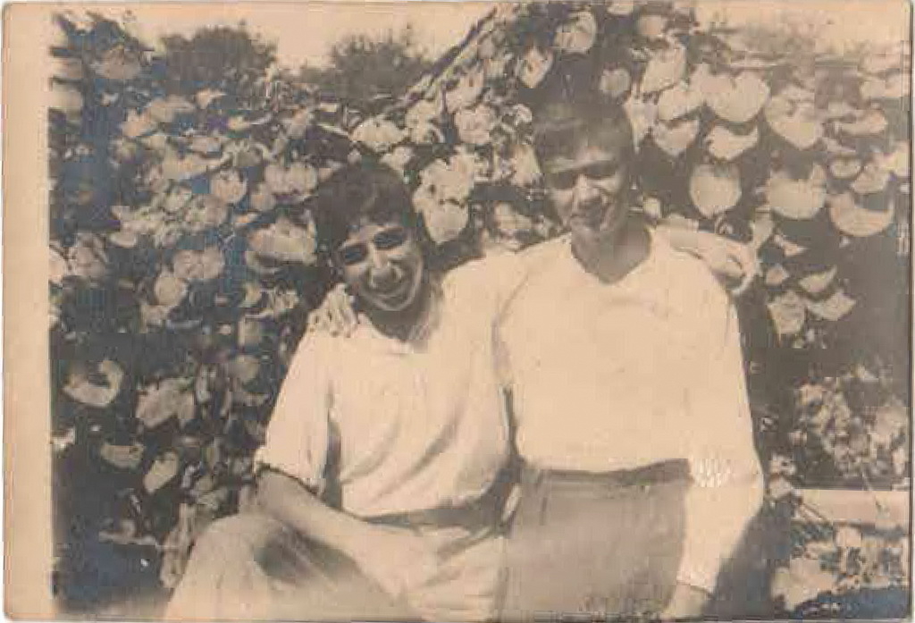 Ձախից աջ՝ Առնո Բաբաջանյան և Ալեքսանդր Հարությունյան