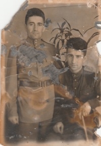 Մեծ հայրենական պատերազմի վետերան Հ.Դիլանյանը՝ ռազմական ընկերոջ հետ