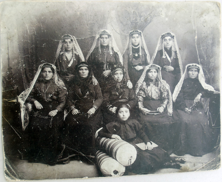 Լուսանկար Մարգարյան քույրերի 
