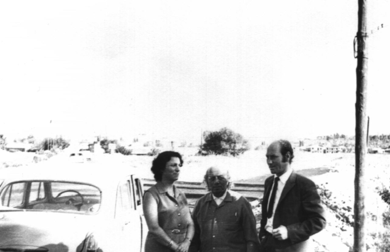 Ե. Քոչարը, Շաքե Աղազարյանը և Մարտին Կակոսյանը  Էջմիածին քաղաքում, Էջմիածին, 1970