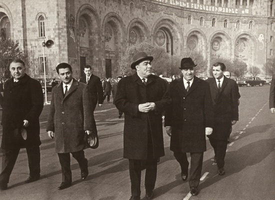 ԽՄԿԿ գլխավոր քարտուղար Լեոնիդ Բրեժնևը Լենինի անվան հրապարակում