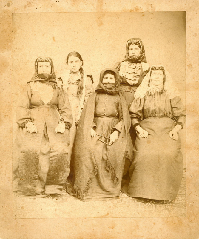 Իջևանցի հայ կանայք