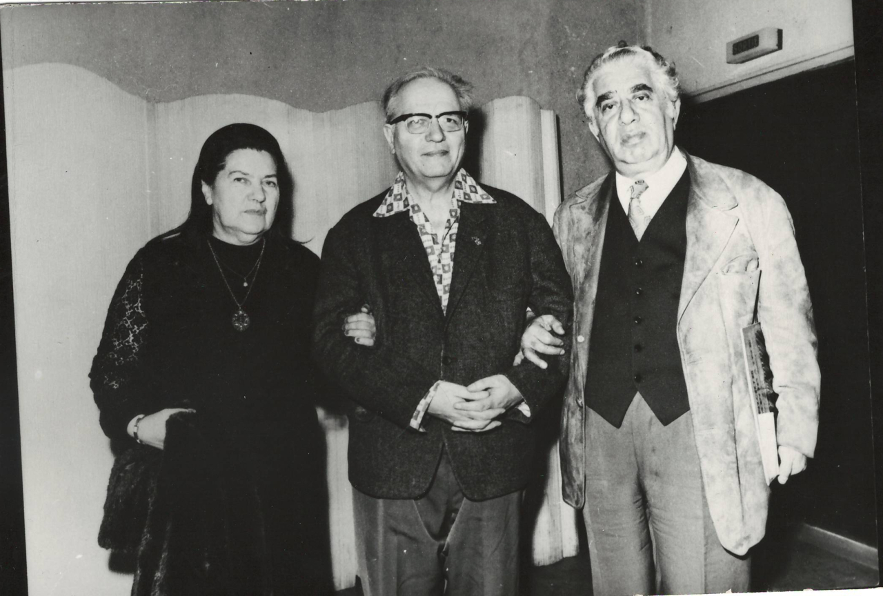 Լուսանկար. Ա.Խաչատրյանը կնոջ՝ Ն.Մակարովայի  և ֆրանսիացի կոմպոզիտոր Օ.Մեսիանի հետ