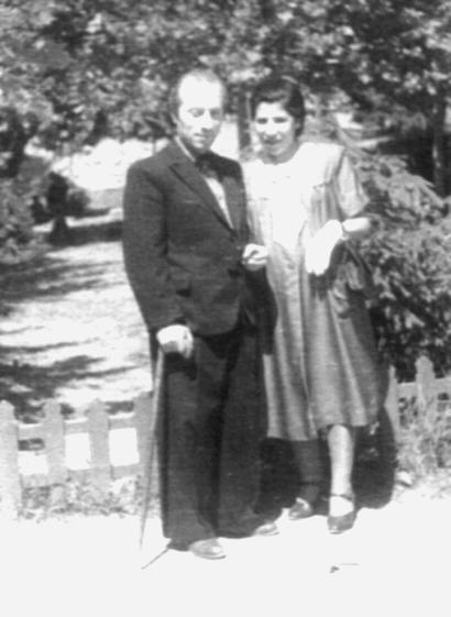 Երվանդ Քոչարը և Մանիկ Մկրտչյանը, 1947, Երևան