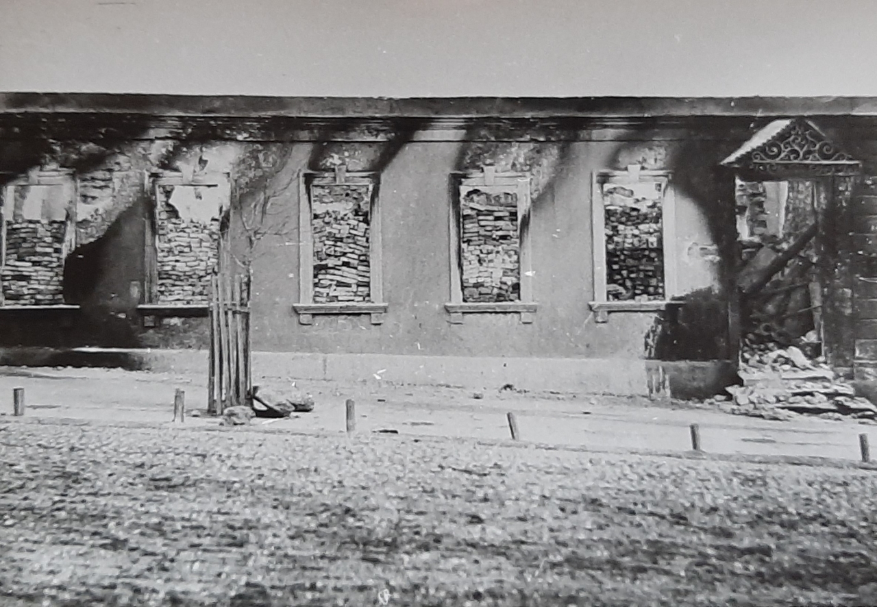 Մեծահարուստ Չախմազյանի հրդեհված ու թալանված բնակարանը, 1905թ., Բաքու: