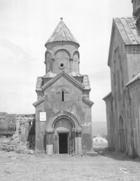 Սուրբ Նշան եկեղեցի․ Կեչառիսի վանական համալիր