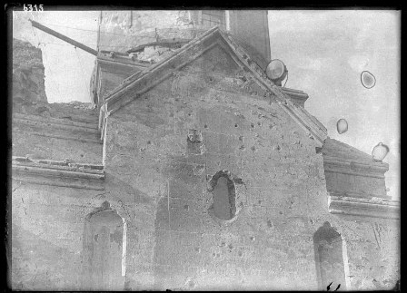 Կաթողիկե (Սուրբ Աստվածածին) եկեղեցու քանդման ժամանակ բացված XIII դարի եկեղեցին