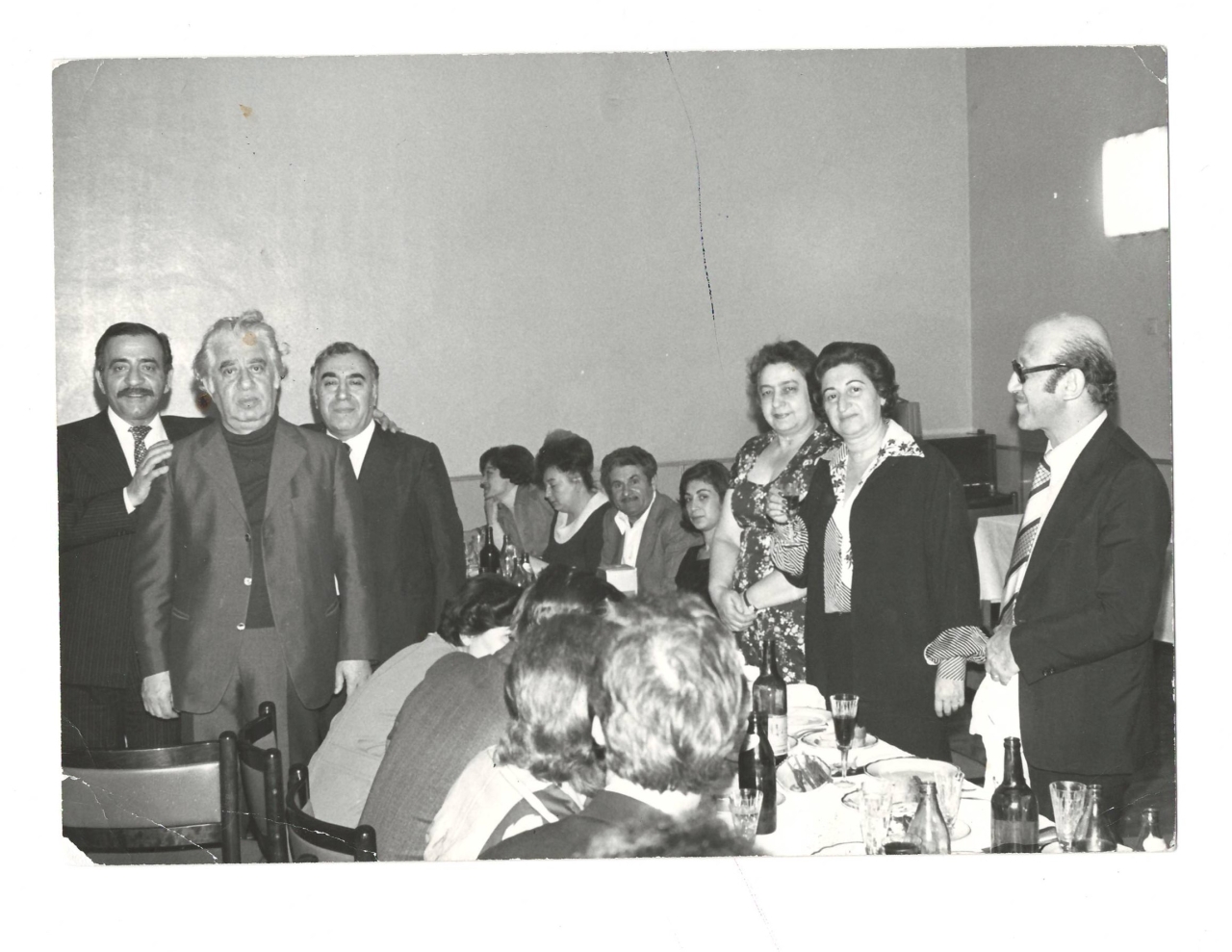 Լուսանկար .Ա.Խաչատրյանը   իր հեղինակային համերգից հետո՝ «Արմենիա» հյուրանոցի հանդիսությունների սրահում 