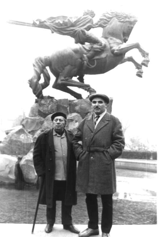 Ե. Քոչարը  և Ե. Կարախանյանը, Երևան, 15 մարտի, 1966