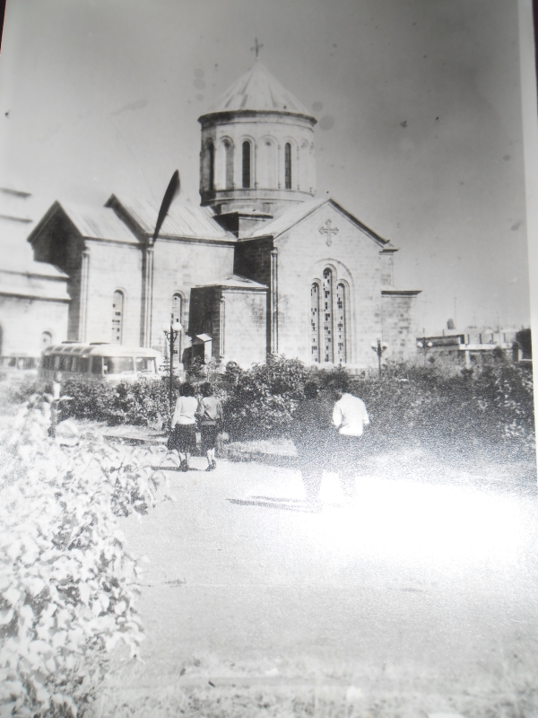 Կամո քաղաքի սուրբ Աստվածածին եկեղեցին