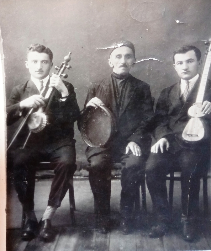 Երեք երաժիշտ