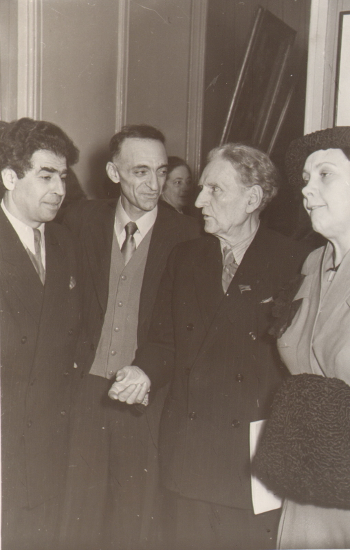 Լուսանկար՝ ձախից աջ՝ Ն. Նիկողոսյան, Խ.Եսայան, Մ.Սարյան, Ն.Կանչալովսկայա, 1956թ.,