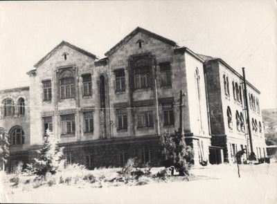 Ներսիսյան դպրոցը