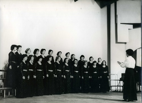 Կապանի Լեռնագործների մշակույթի պալատի կանանց  երգչախումբը