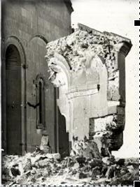  Անիի Կատրանիդե թագուհու դամբարան-մատուռի ավերակները