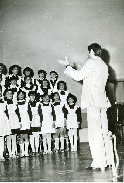 Քաջարանի երաժշտական դպրոցի մանկական երգչախումբը