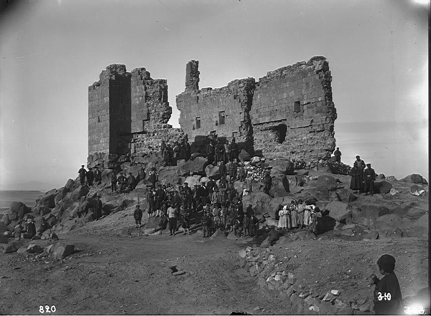 Գուսանագյուղի միջնադարյան ամրոցը