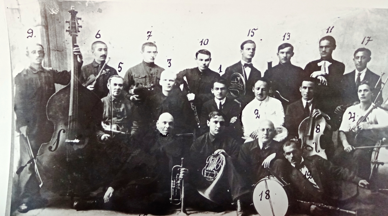 Լենինականի օպերայի 1924թ. ամառային թատերաշրջանի  թատերախումբը