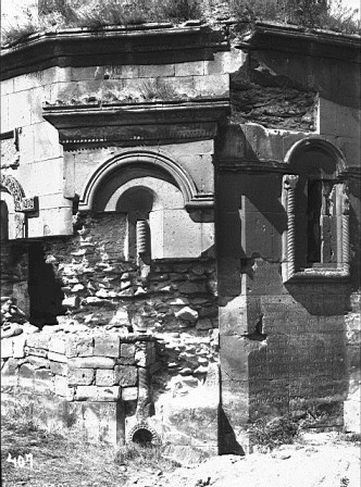 Աբուղամրենց Սուրբ Գրիգոր եկեղեցու արևելյան կողմի պատը