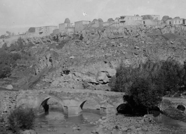 Աշտարակի կամուրջը Քասախ գետի վրա
