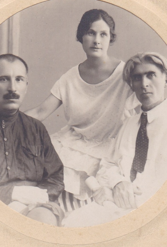 Սաշա Օգանեզաշվիլին Բ.Էբրալիձեի և Ի.Իմեդաշվիլու հետ