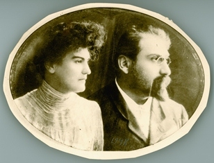 Երվանդ Լալայանը կնոջ հետ